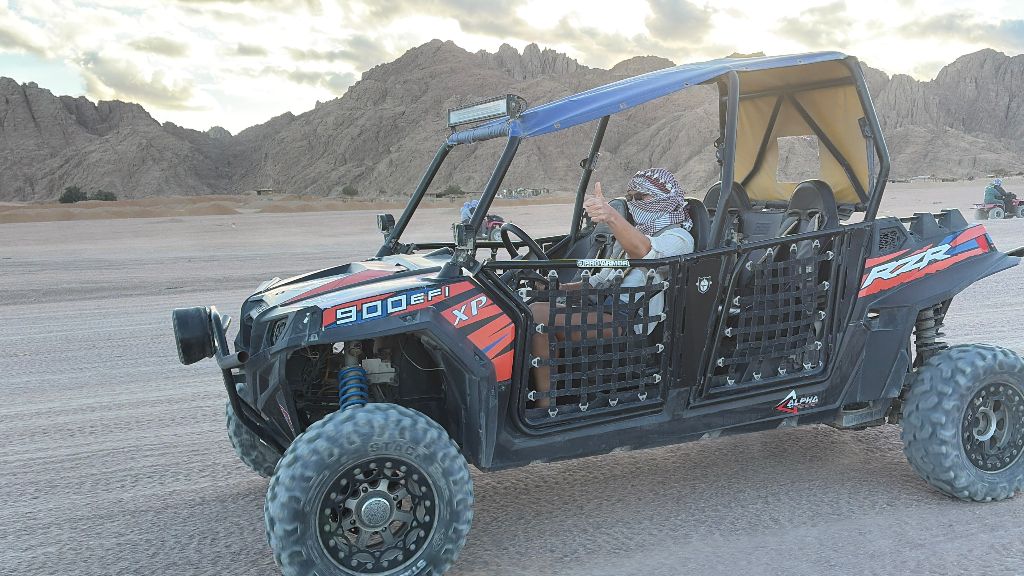 Single buggy tour